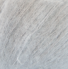 Load image into Gallery viewer, Chaska Aqu Laceweight Suri Alpaca with Silk