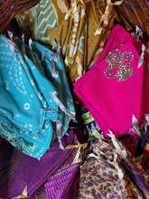 Load image into Gallery viewer, Pop On A Few - 9mm Mix n Match Stitch Markers