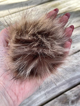 Load image into Gallery viewer, Imitation Rabbit Fur Pom Poms
